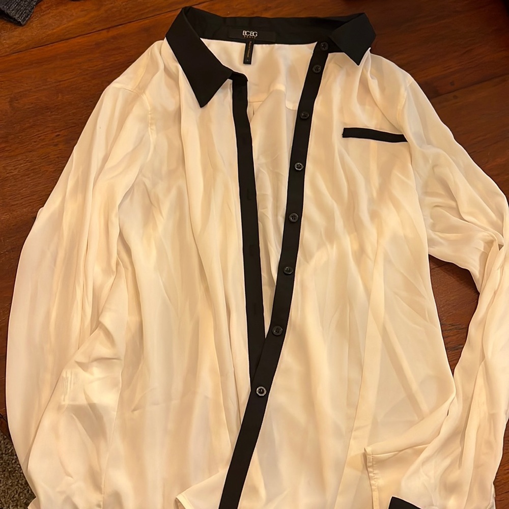 BCBG Paris Women’s blouse